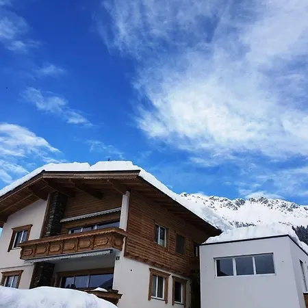 Casa Vierthaler شيفو أم فيلدن كايزر